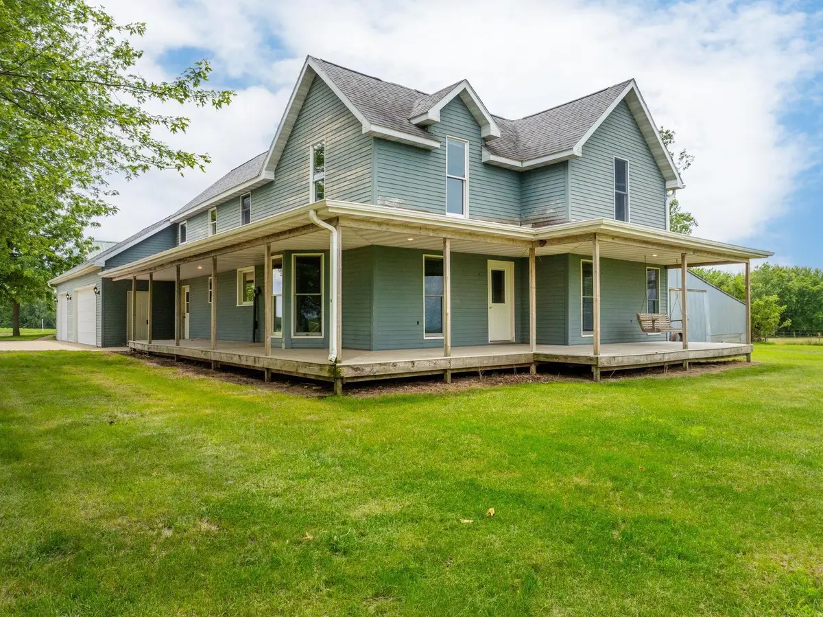 27594 150th Street, Dike, IA 50624 - Image #1