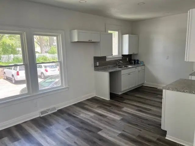 1802 Waterloo Road, Cedar Falls, IA 50613 - Image #2