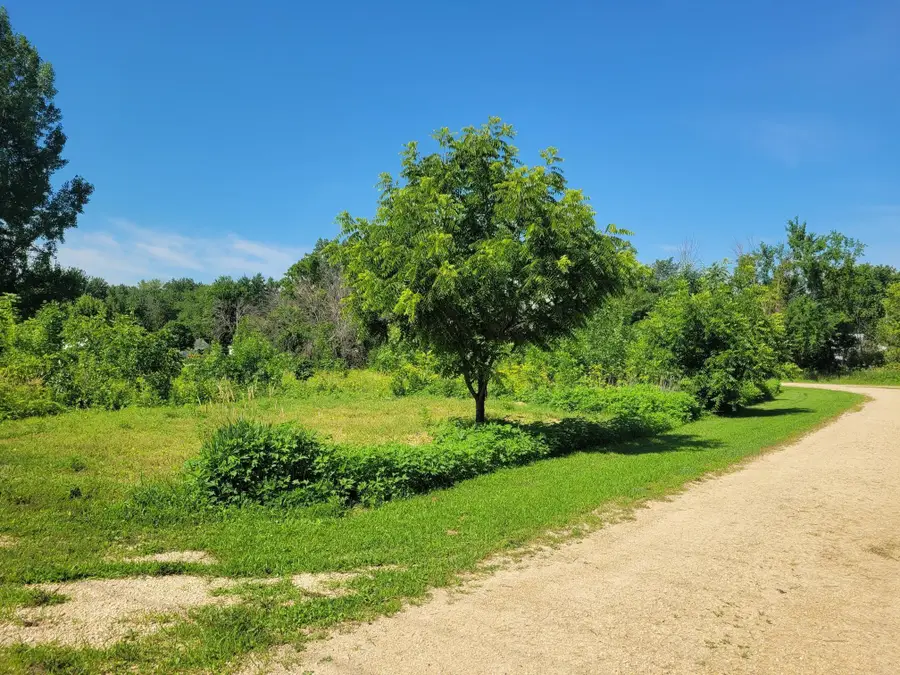 419 4th Ave Nw, Oelwein, IA 50662 - Image #2