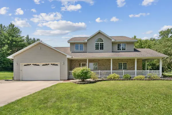 500 Douglas Road, Waterloo, IA 50703