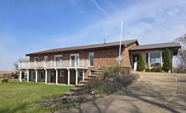 2389 61st Street, Vinton, IA 52349