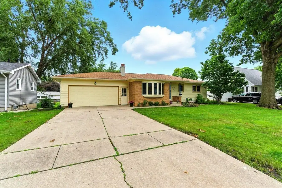 1739 Patton Avenue, Waterloo, IA 50702 - Image #2