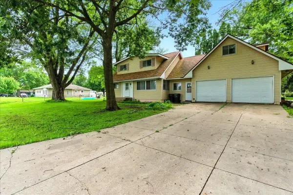 3116 Pocahontas Road, Cedar Falls, IA 50613