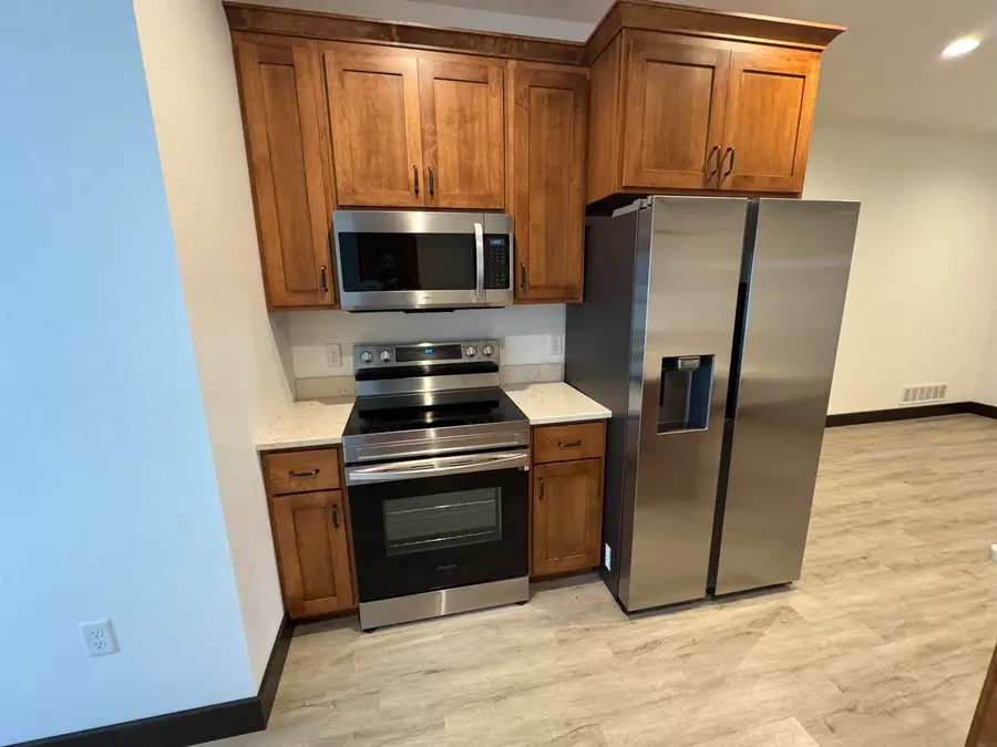 104 6th Ave Sw, Waukon, IA 52172 - Image #2