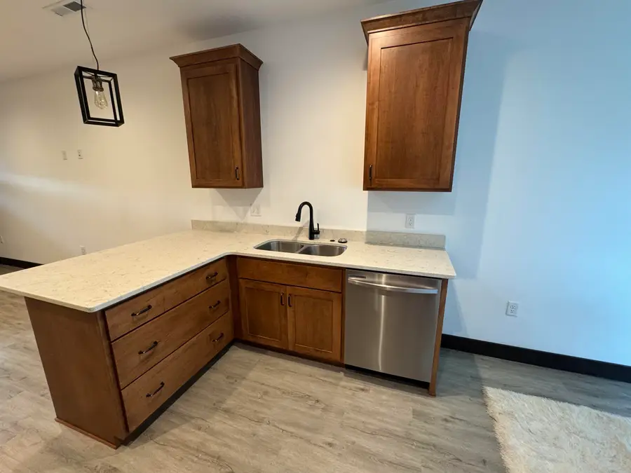 104 6th Ave Sw, Waukon, IA 52172 - Image #3