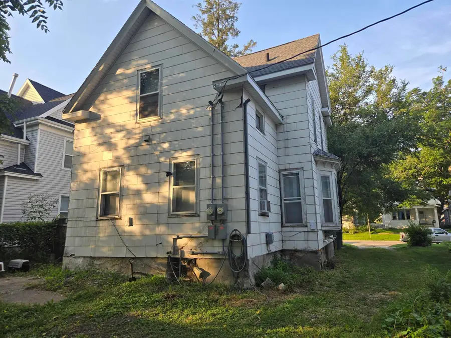 206 Randolph Street, Waterloo, IA 50701 - Image #2