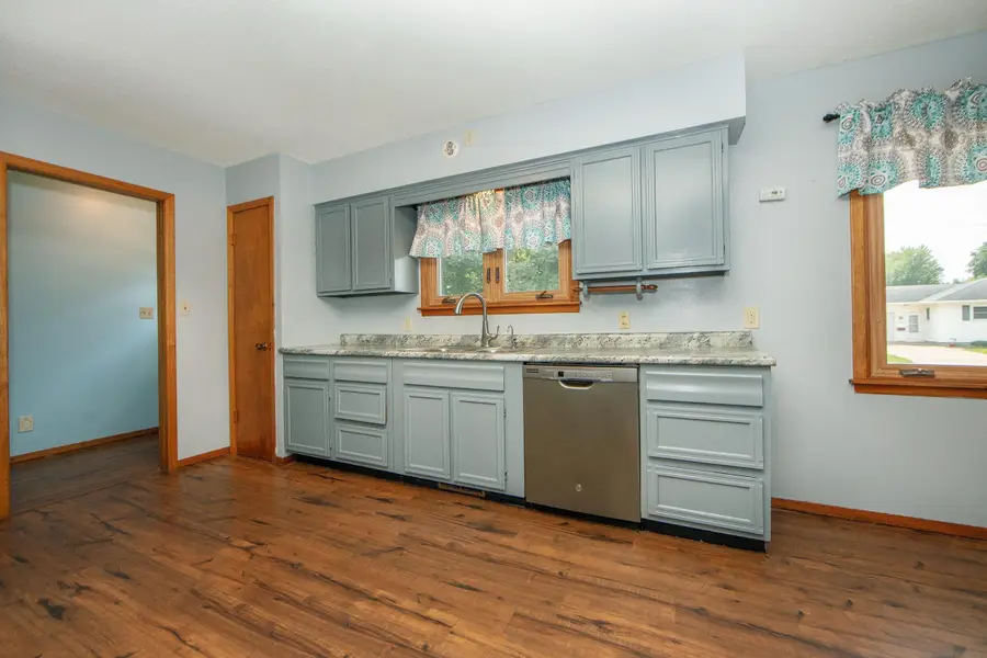 205 F Avenue, Grundy Center, IA 50638 - Image #3