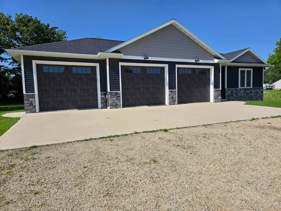 4 Stanton Dr., Riceville, IA 50466 - Image #2