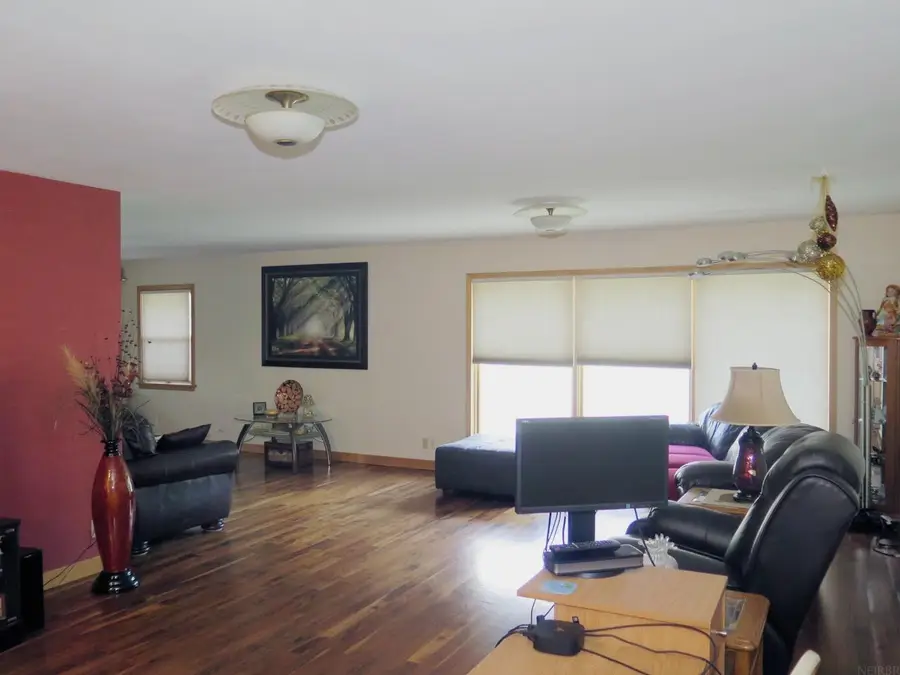 605 Day St Street, Decorah, IA 52101 - #3