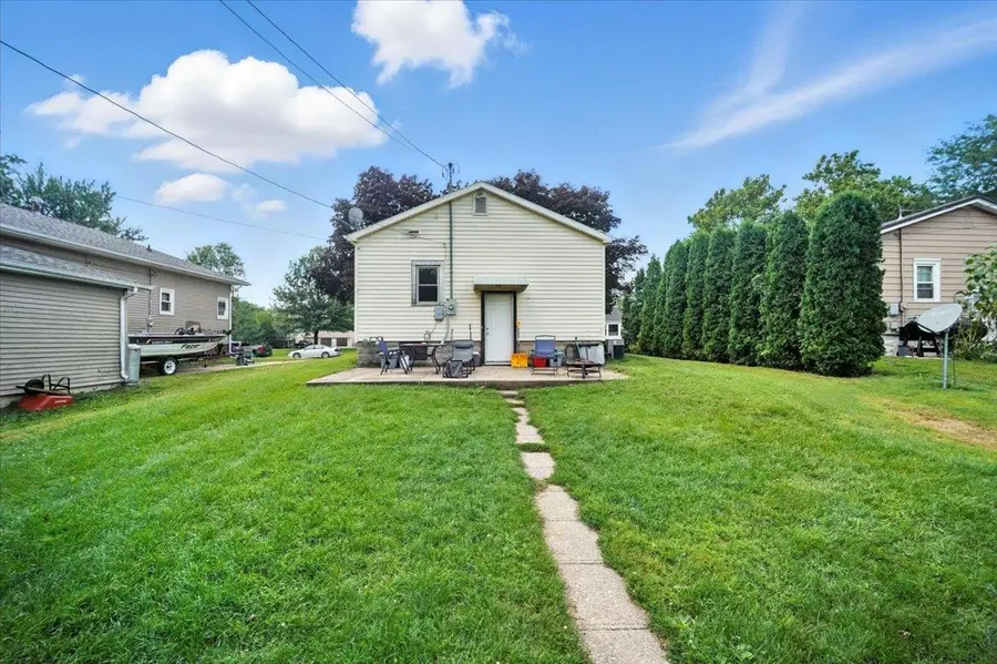 219 NE 2nd Avenue, Oelwein, IA 50662 - Image #2