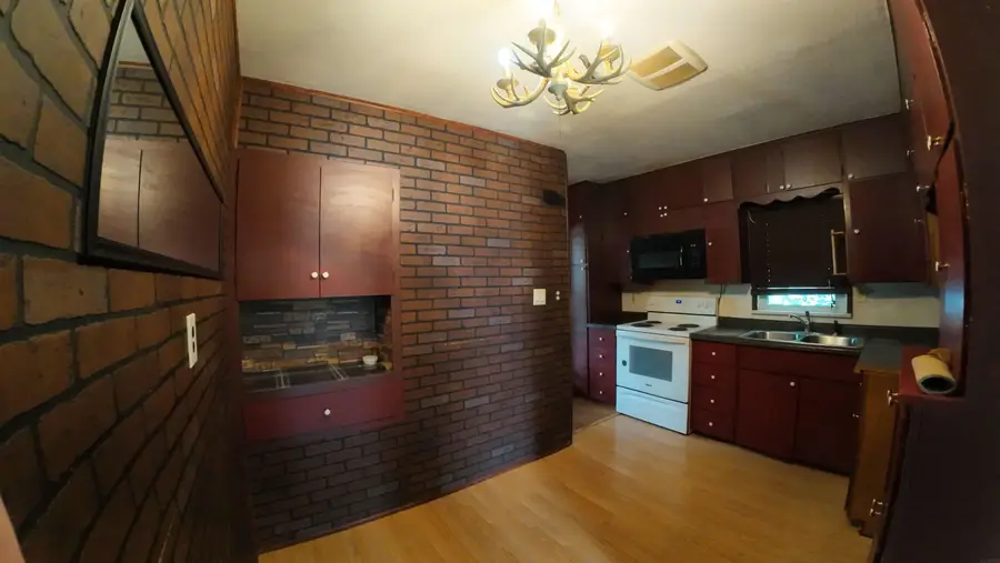 812 Hawthorne Avenue, Waterloo, IA 50702 - Image #3