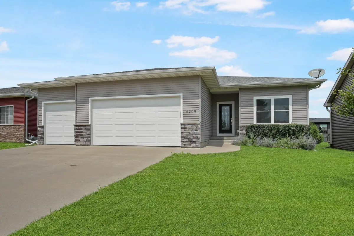 4209 Thresher Court, Cedar Falls, IA 50613 - Image #1