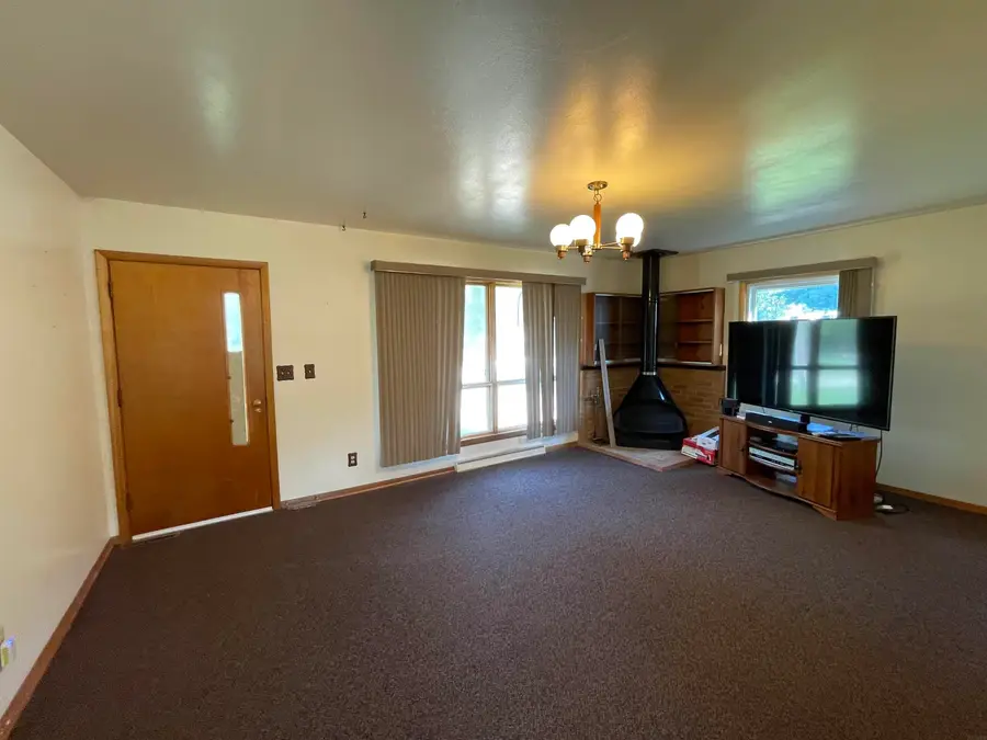 210 Union Street, Fayette, IA 52142 - Image #2