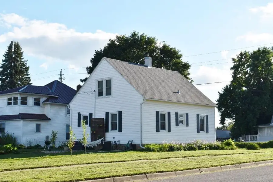 715 Main St, Jesup, IA 50648 - Image #3