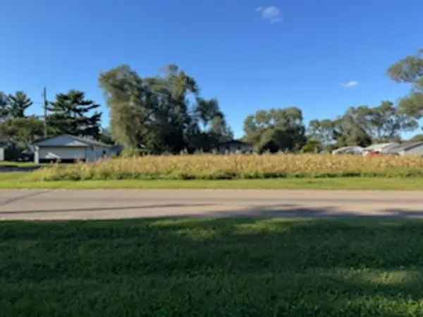 Plainview & Shirley Street, Waterloo, IA 50707