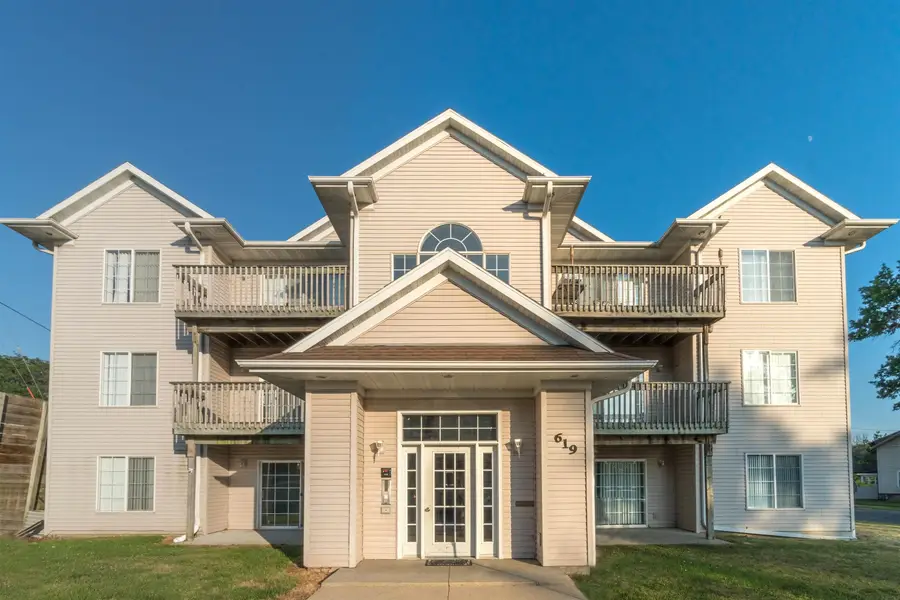 611-619 Johnson Avenue, Waterloo, IA 50702 - Image #2