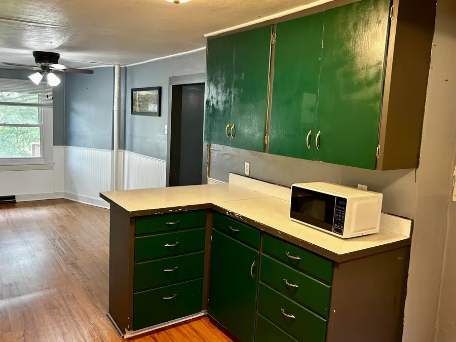 304 Jefferson Street, Decorah, IA 52101 - Image #3