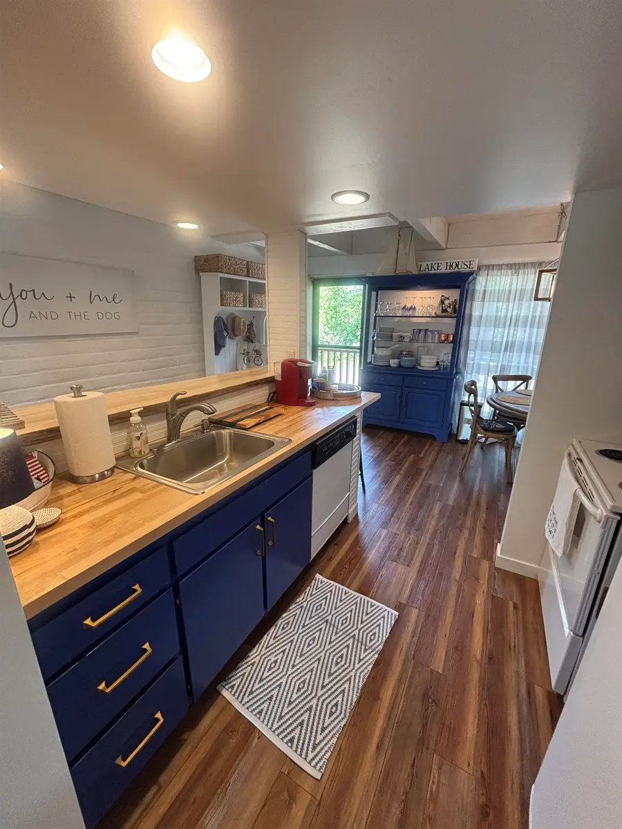 2700 N Shore Drive #G27, Clear Lake, IA 50428 - Image #3