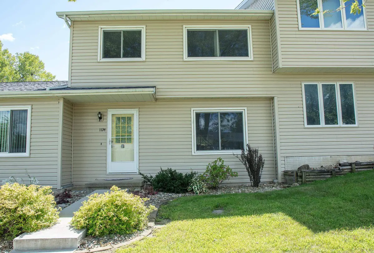 1124 Oleson Road, Waterloo, IA 50702 - Image #1