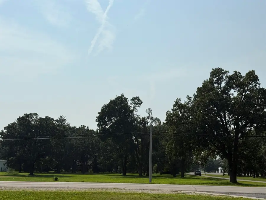 S Frederick & Wildwood Ln, Oelwein, IA 50662 - Image #2