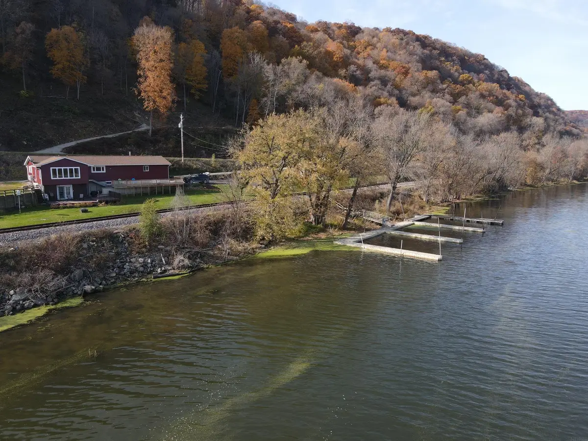 1381 N 2nd Street, Lansing, IA 52151 - Image #1