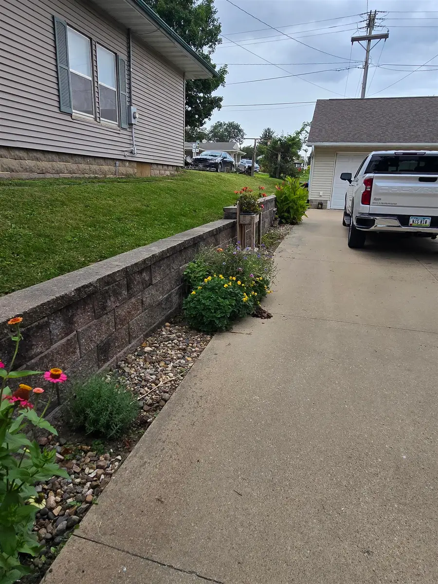 206 W Maple Street, West Union, IA 52175 - Image #3