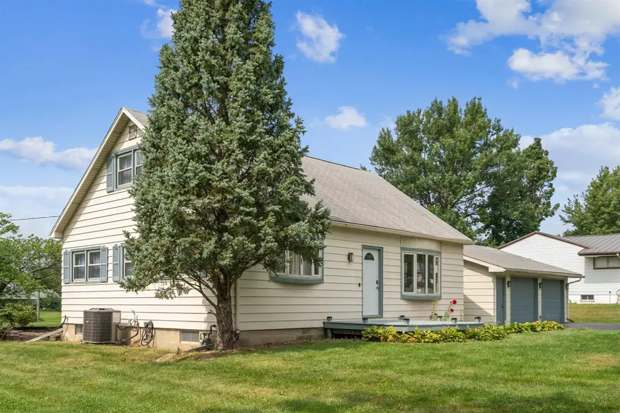 6219 Cutler Street, Waterloo, IA 50703 - Image #2