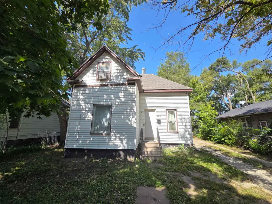 320 Riehl Street, Waterloo, IA 50703 - Image #2
