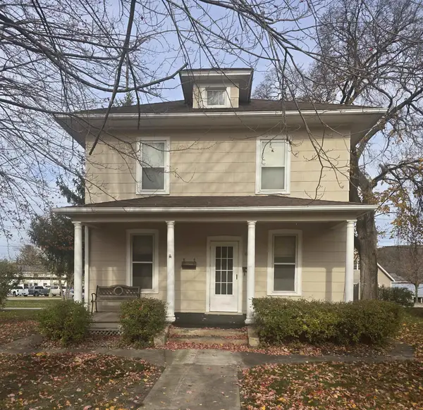 616 W Water Street, Decorah, IA 52101