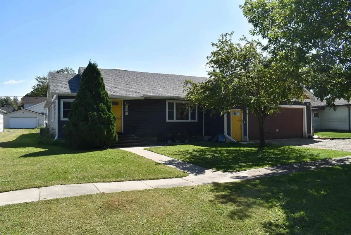 209 N Center Street, Saint Ansgar, IA 50472 - Image #1