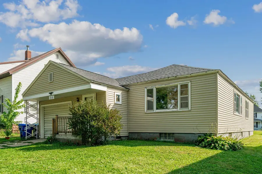 715 NE 1st Avenue, Oelwein, IA 50662 - Image #2