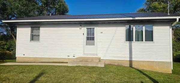 110 NW 1st Ave, Waucoma, IA 52171