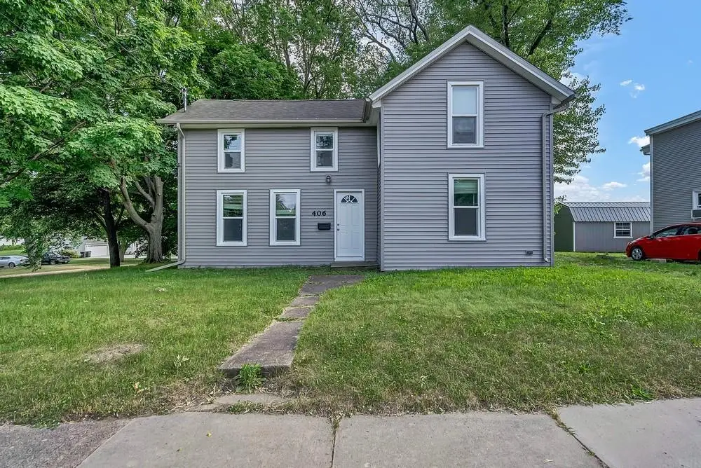 406 W 12th Street, Cedar Falls, IA 50613 - Image #1