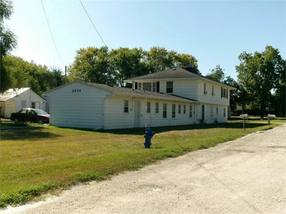 2836 Independence Avenue, Waterloo, IA 50707 - Image #1