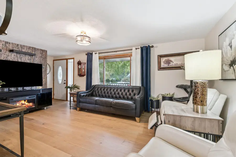 305 8th Ave Sw, Oelwein, IA 50662 - Image #3