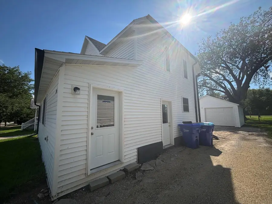 514 NW 5th Avenue, Oelwein, IA 50662 - Image #3