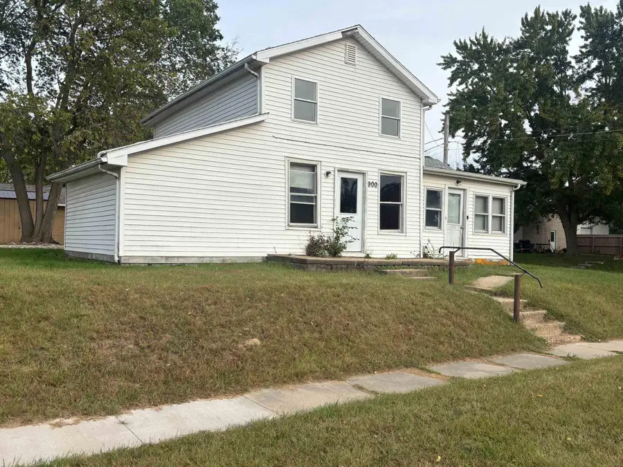 900 NE 2nd Avenue, Independence, IA 50644 - Image #2