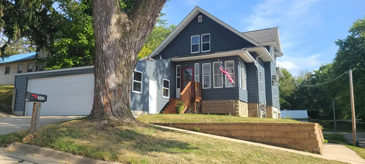 302 NE Third Street, Elkader, IA 52043 - Image #1