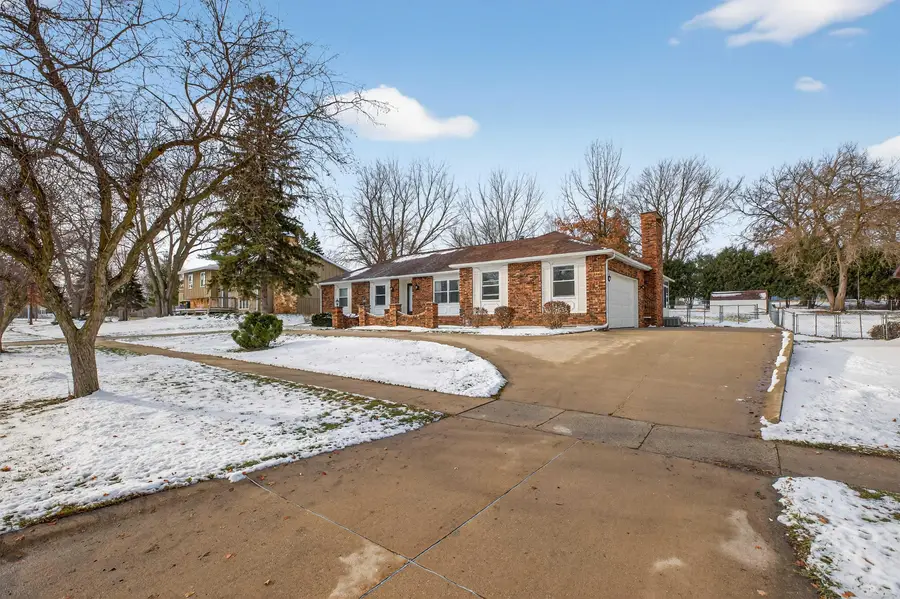 502 Oak Park Boulevard, Cedar Falls, IA 50613 - Image #2