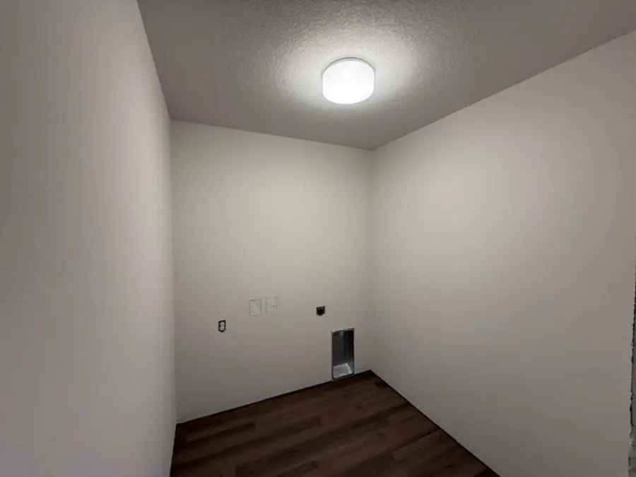 2820 Autumn Woods Drive, Cedar Falls, IA 50613 - Image #2