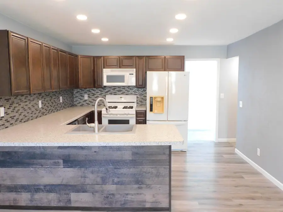 313 N Franklin Street, Manchester, IA 52057 - Image #2