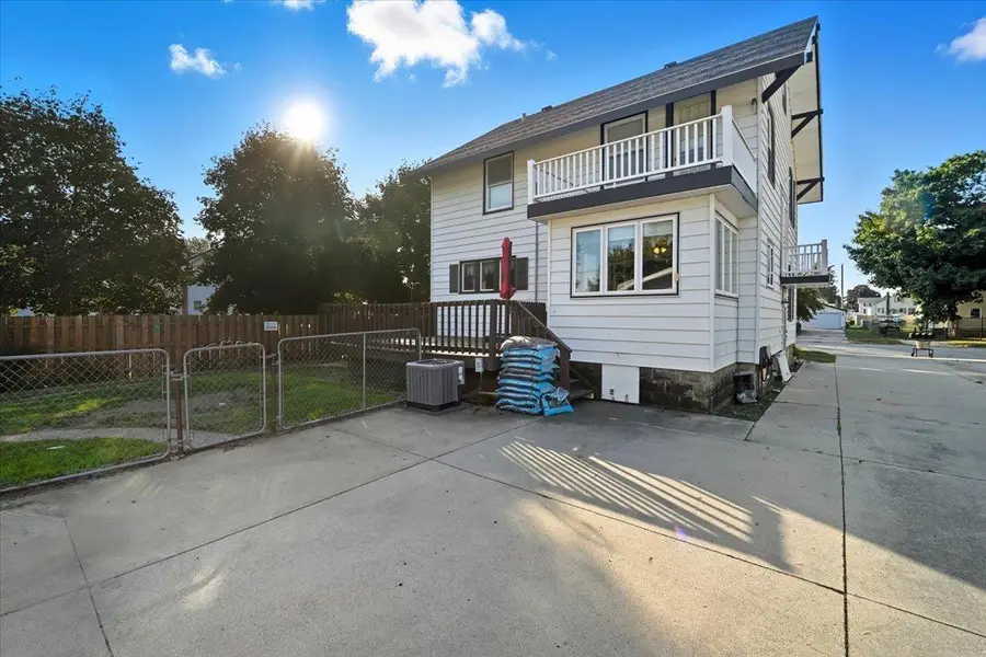 301 W Sycamore Street, Dunkerton, IA 50626 - Image #3