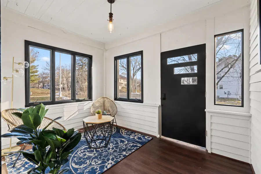 504 W Seerley Boulevard, Cedar Falls, IA 50613 - Image #2