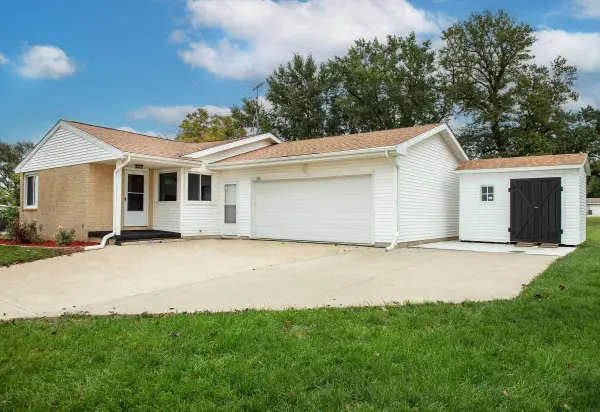 1401 24th St, Eldora, IA 50627