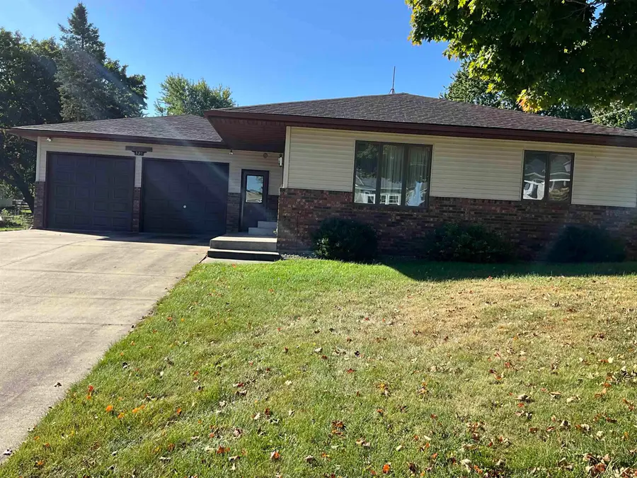 326 E Elm Street, West Union, IA 52175 - Image #2