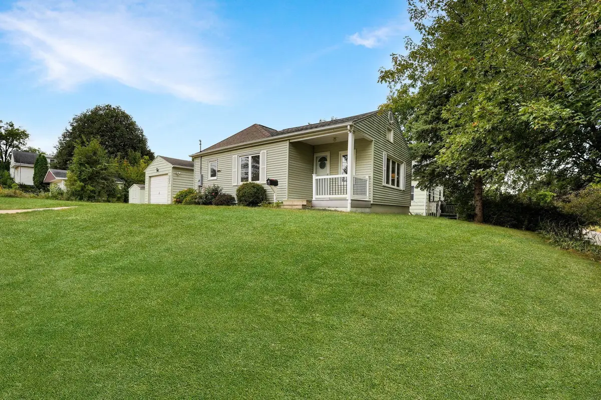 903 Catherine Street, Cedar Falls, IA 50613 - Image #1