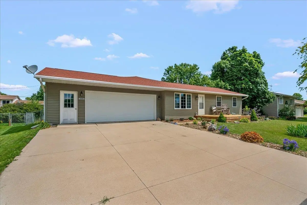 400 E Elder Street, Dike, IA 50624 - Image #1