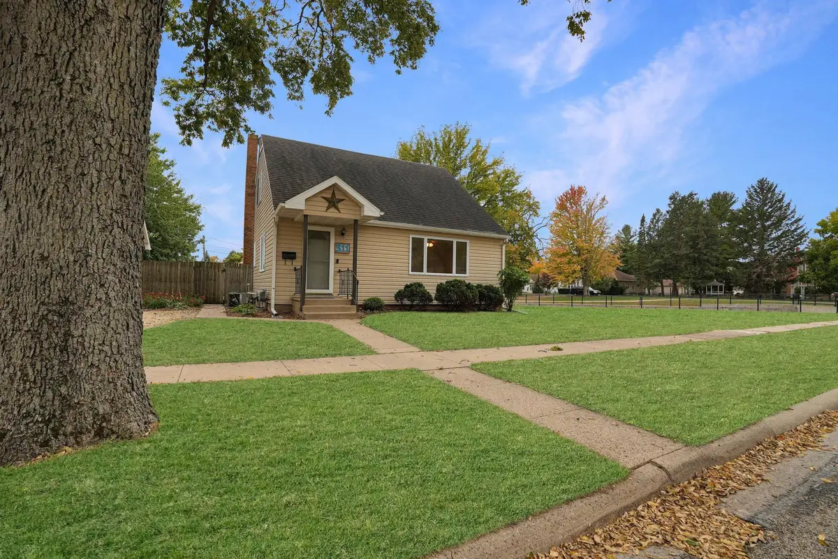 311 2nd Ave Sw, Waverly, IA 50677 - #1