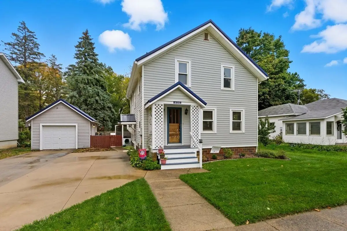 820 NW 2nd Street, Waverly, IA 50677 - Image #1