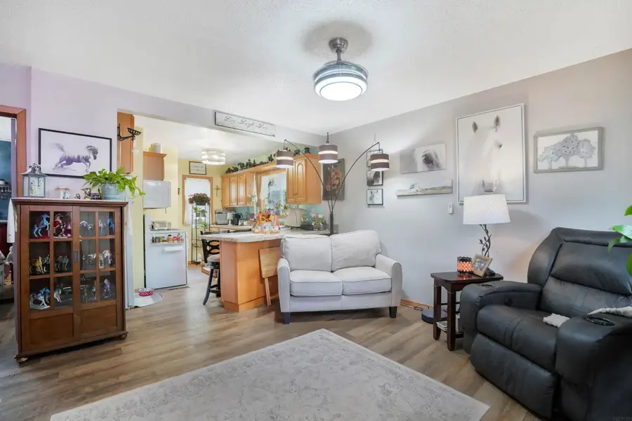 1129 Wallgate Avenue, Waterloo, IA 50701 - Image #2